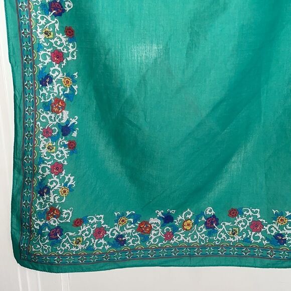 Vtg Ginnie Johansen green square scale with paisley border - Picture 4 of 9